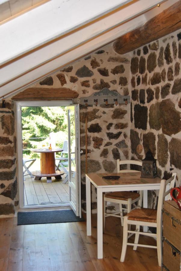 Le Carre Gourmand Villa Le Chambon-sur-Lignon Buitenkant foto